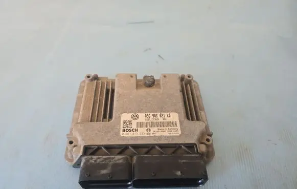 Volkswagen Golf Plus Engine control unit/module 03G906021KQ