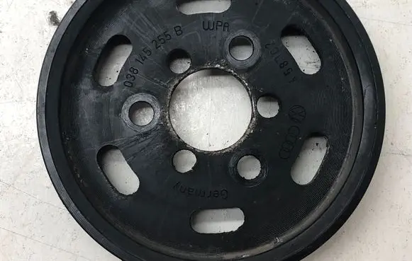 Audi A5 8T 8F Power steering pump pulley 038145255B