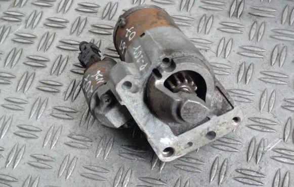 Peugeot 207 Starter motor M000T32271ZE C714