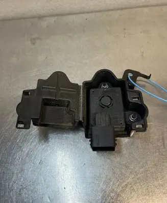 Peugeot 308 SW Trunk lid opening control unit 
