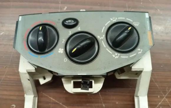 Renault Trafic II (X83) Climate control unit w964097k