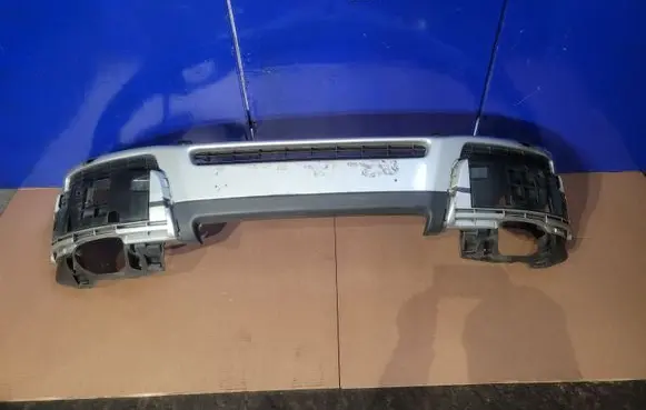Volvo XC90 Front bumper 08620598 08620596
