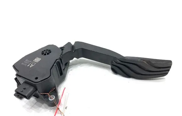 Nissan Juke II F16 Accelerator throttle pedal 180026PE0B