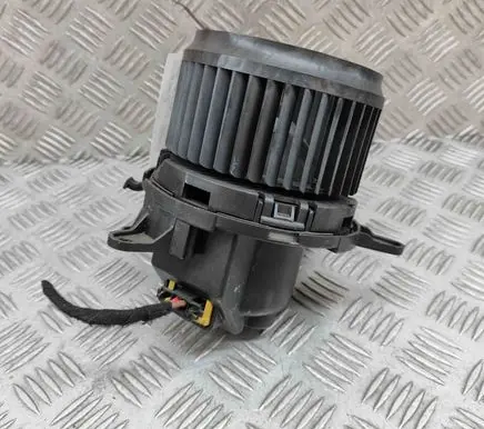 Fiat 500L Heater fan/blower 77366896