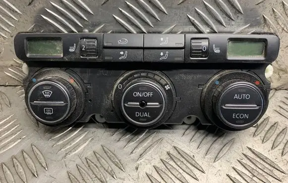 Volkswagen PASSAT B6 Climate control unit