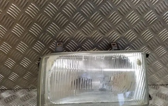 Volkswagen Transporter - Caravelle T4 Headlight/headlamp 0244437