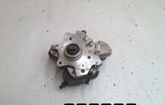 Hyundai Tucson LM Fuel injection high pressure pump 0445010121