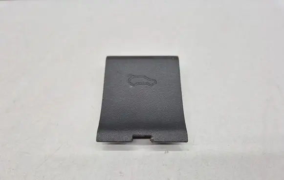 Audi Q3 8U Trunk/boot trim cover 490004030 8U0867747