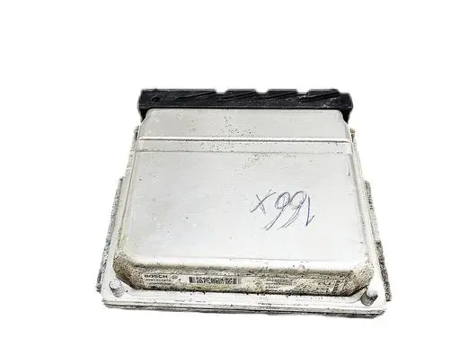 Volvo XC70 Engine control unit/module 30637733A