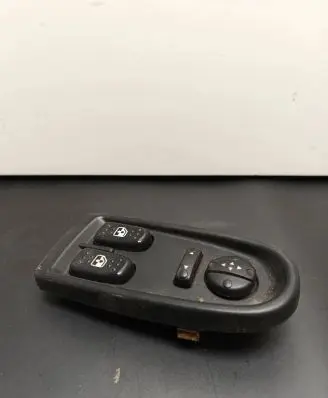 Iveco Daily 4th gen Electric window control switch 5801304491