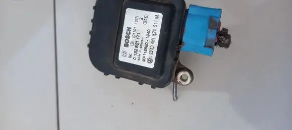 Audi A6 Allroad C5 Coolant heater control valve 
