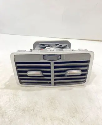 Audi A6 S6 C5 4B Rear air vent grill 4F0819203B