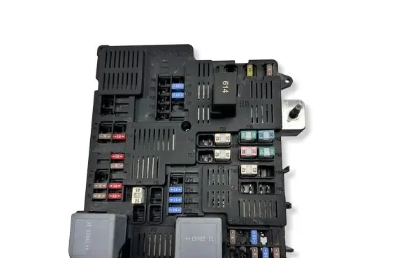 Volvo XC60 Fuse module 31676132