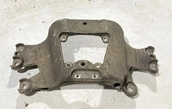 Audi A6 S6 C6 4F Engine mounting bracket 4f0399263l