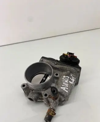 Toyota Auris 150 Throttle valve 2203037010 B1414 8D14