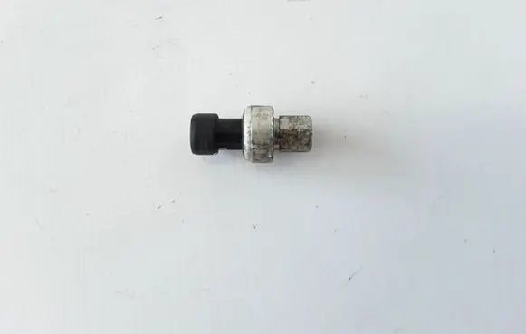 Renault Scenic II - Grand scenic II Air conditioning (A/C) pressure sensor 