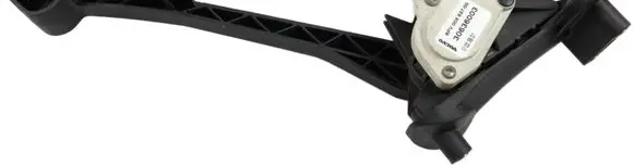 Accelerator throttle pedal