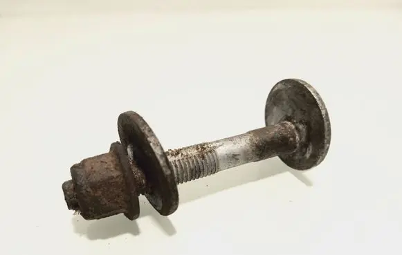 Volkswagen PASSAT B6 Rear suspension camber bolt 