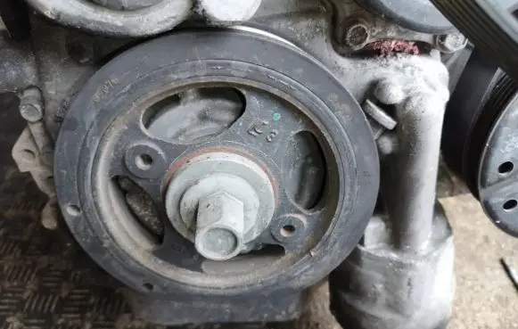 Toyota RAV 4 (XA30) Crankshaft pulley