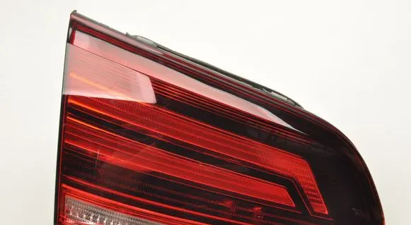 Volkswagen Golf VII Tailgate rear/tail lights 5G0945093AH