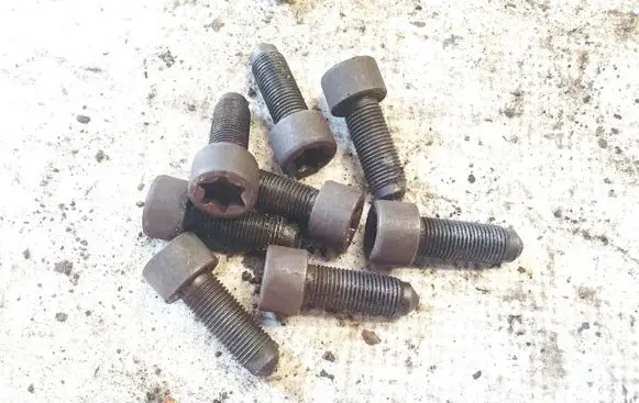 Mercedes-Benz E W210 Nuts/bolts 