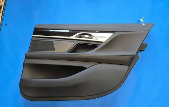 BMW 7 G11 G12 Rear door card panel trim