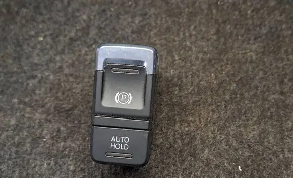 Volkswagen Touareg II Hand parking brake switch 7P1927225A