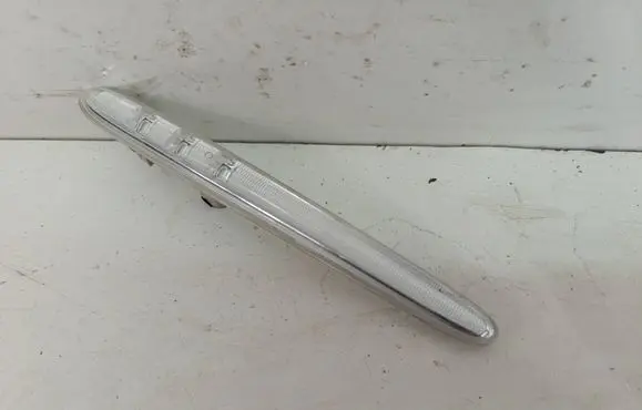 Alfa Romeo Giulietta Front fender indicator light 50513758