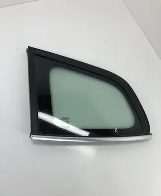 Renault Laguna III Rear side window 833010004R 833010005R