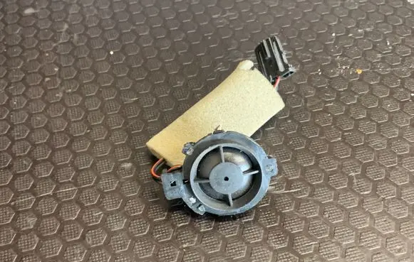 Skoda Yeti (5L) Subwoofer speaker 1Z0035411P
