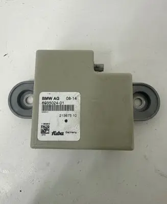 BMW X1 E84 Aerial antenna amplifier 6935024 11896900 21367510