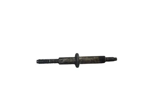 Mazda CX-7 Fuel Injector clamp holder 
