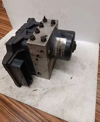 Volkswagen Sharan ABS Pump 7M3907379B 3X6247 10094703093