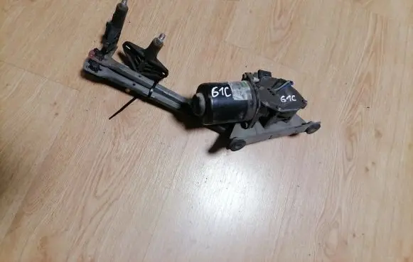 Peugeot 205 Front wiper linkage and motor 53536802