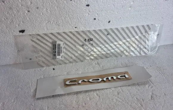 Fiat Croma Manufacturers badge/model letters 46831001