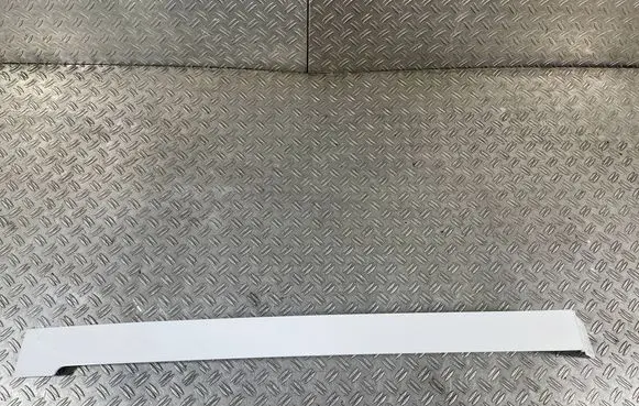 Opel Vivaro Sliding door trim (molding) 9808384080
