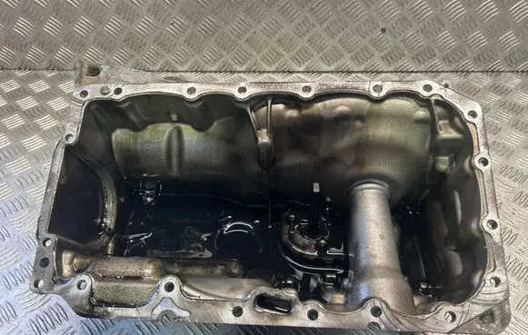 BMW X1 E84 Oil sump 8512073