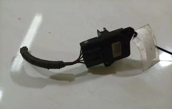 Mazda 6 Mass air flow meter DMA0113