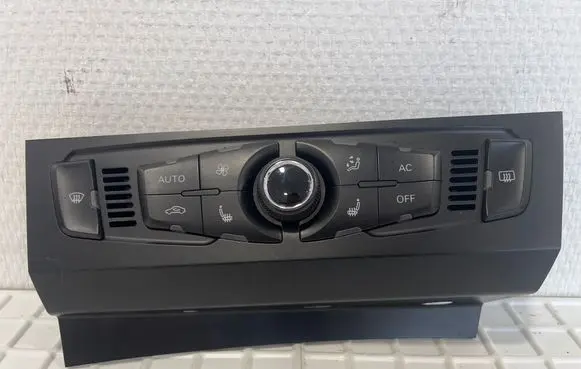 Audi A4 S4 B8 8K Climate control unit 8T1820043AN