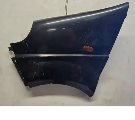 Opel Vivaro Fender