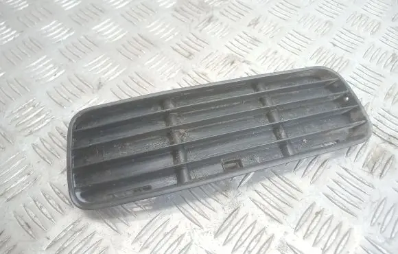 Volkswagen Polo III 6N 6N2 6NF Front bumper lower grill 6K5853665A