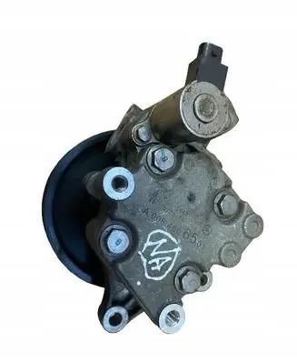 Mercedes-Benz C W204 Power steering pump