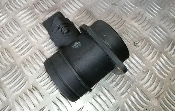 Volkswagen Golf IV Mass air flow meter 06A906461 0280217121