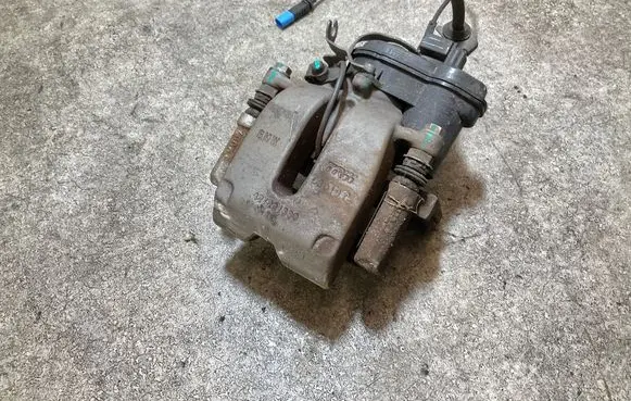 BMW iX3 Rear brake caliper