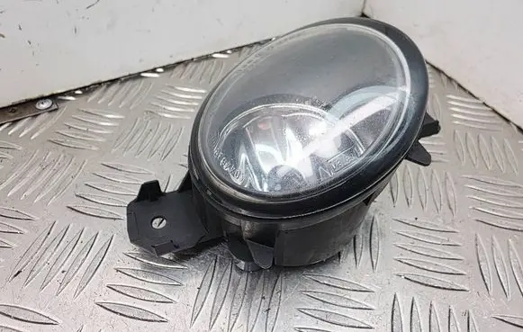 BMW X3 E83 Front fog light 6924656 63176924656 89203665