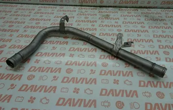 Mercedes-Benz A W176 Engine coolant pipe/hose A2702032902