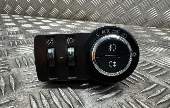 Opel Insignia A Light switch 23197912 371143 532654