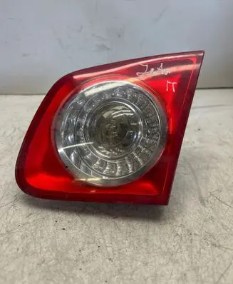 Volkswagen Jetta V Tailgate rear/tail lights 983152