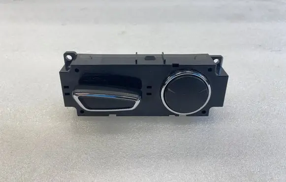 Ford Mustang VI Seat control switch FR3T14B709BA FR3T14B709BA3ZHE