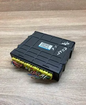 Mitsubishi Colt Engine control unit/module ECU MR578638 E6T31376H WithPlug